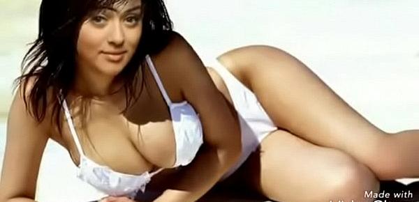  Hansika boobie Fuk